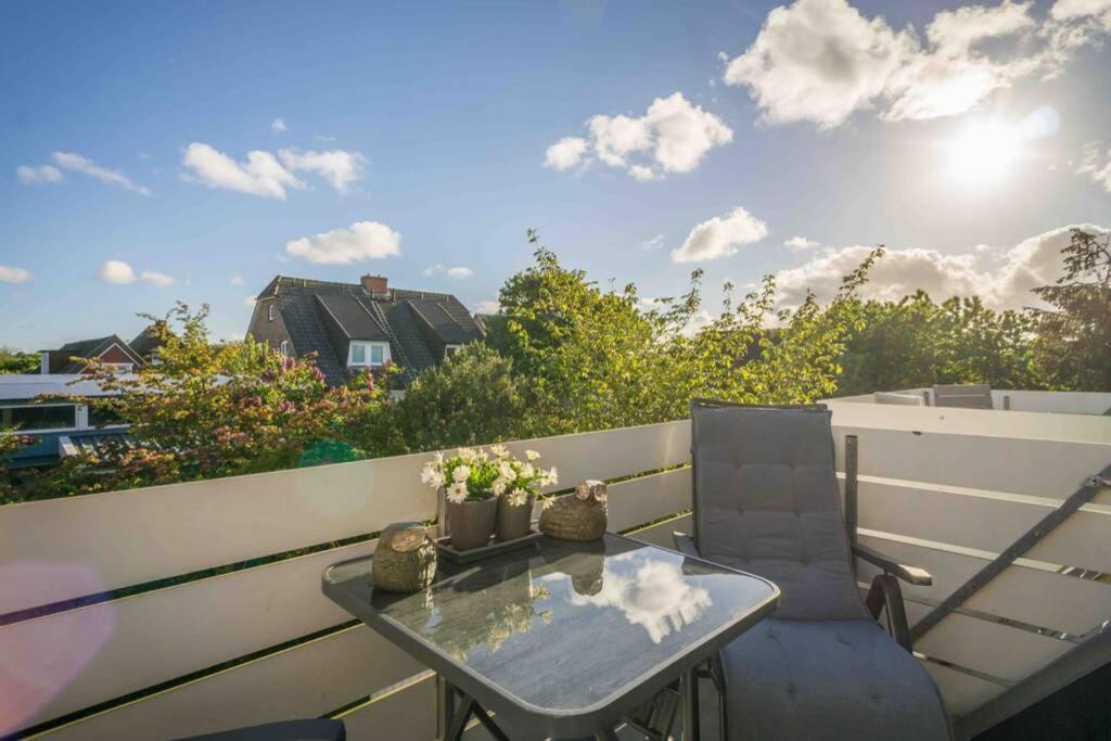 Appartement Maritim Und Individuell In Wenningstedt Mit Balkon Extérieur photo